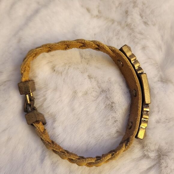 NWOT lia Sophia "Confidant" Lemon colour faux leather with cut crystal bracelet - Picture 4 of 4